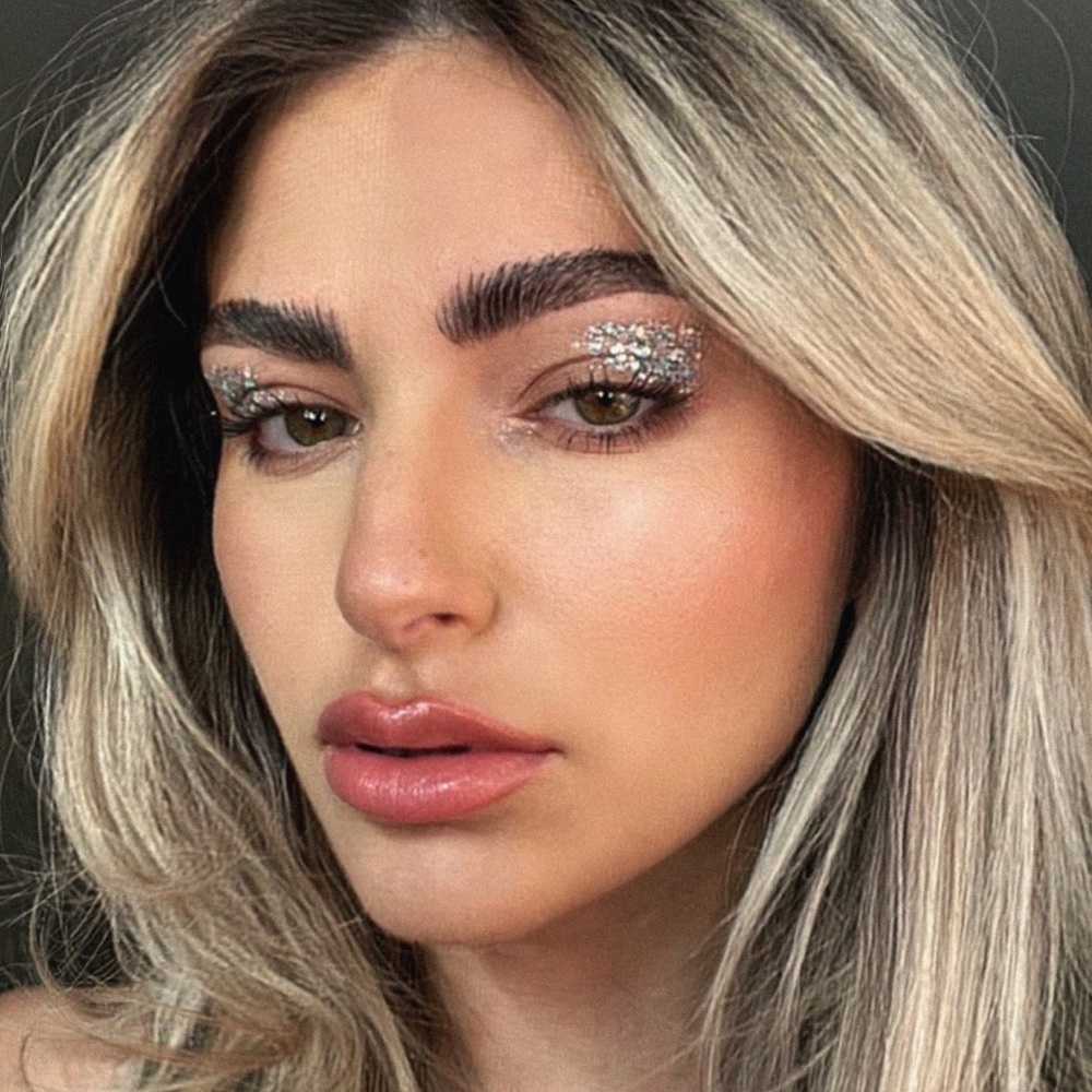 Meet your Posher, Natasha